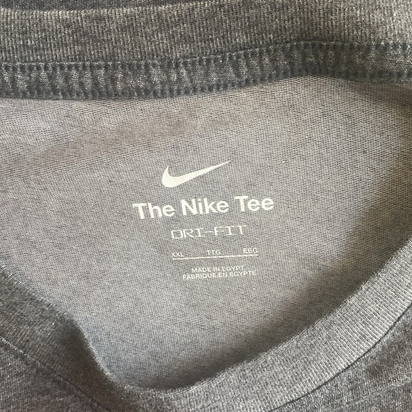 Nike Men’s Dri-Fit Gray Short Sleeve Tee Casual Comfort Sz XXL - Picture 8 of 8
